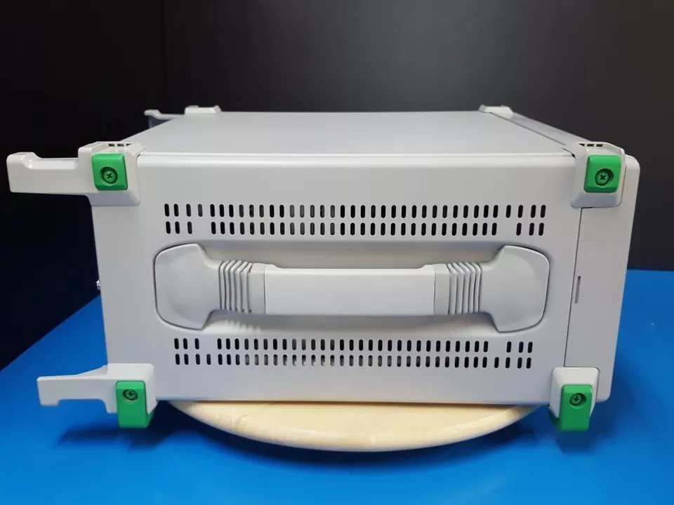 Anritsu MT8860B WLAN Test Set Opt. 11 13 (for parts or not working) [x1161279974]