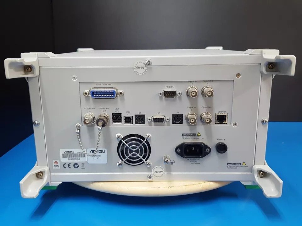 Anritsu MT8860B WLAN Test Set Opt. 11 13 (for parts or not working) [x1161279974]