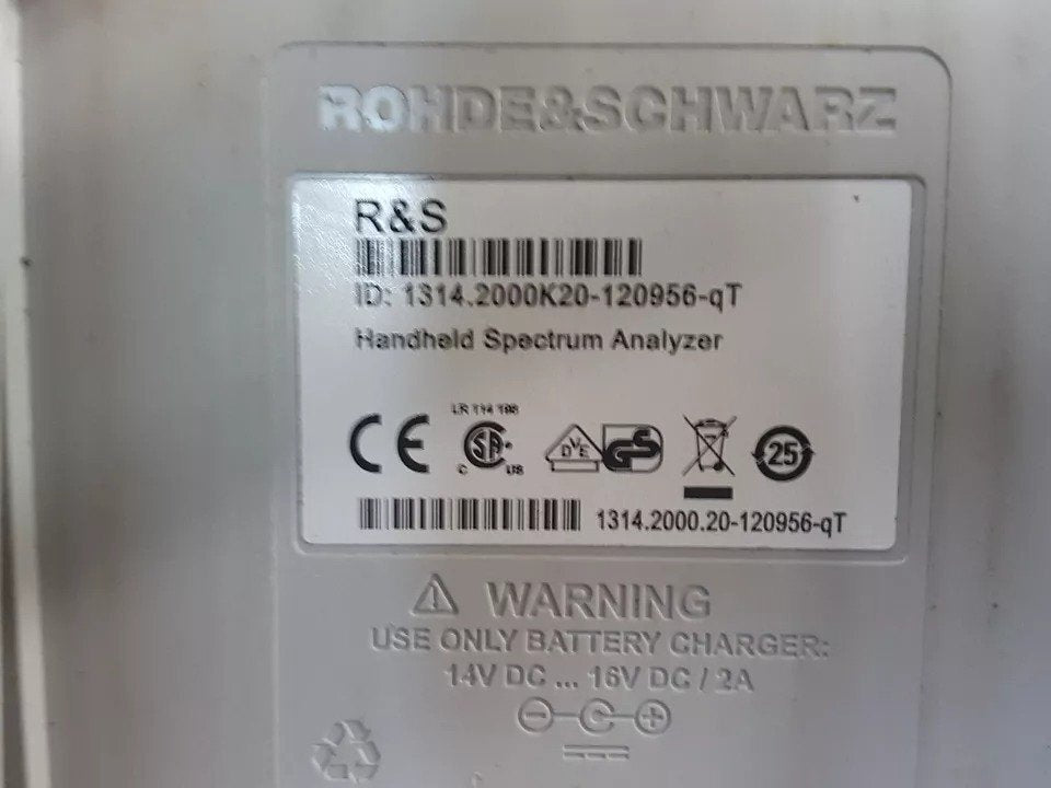 NBC R&S FSH20 Spectrum Analyzer 9kHz-20GHz Opt B106 J100 K40 K46 K47 K50 K51 [t1163712060]