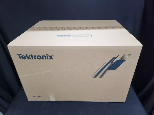 Tektronix MSO24 Mixed Signal Oscilloscope 70MHz Opt. 2-BW-70 P6139B BATPK [f1163754910]