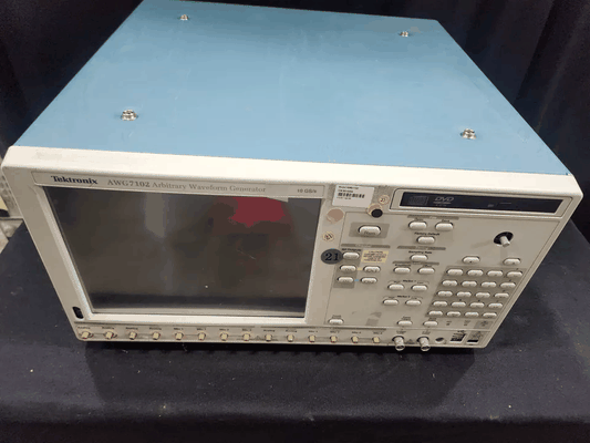 Tektronix AWG7102 Arbitrary Waveform Generator 10GS/s 2CH [s1163877119]