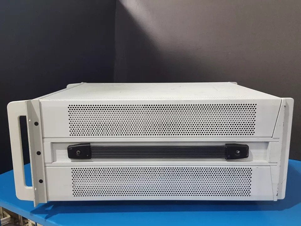 Spirent SR5500 RF Channel Simulator Wireless Channel Emulator [v1164637057]