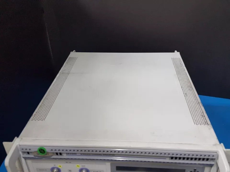 Spirent SR5500 RF Channel Simulator Wireless Channel Emulator [g1164640028]
