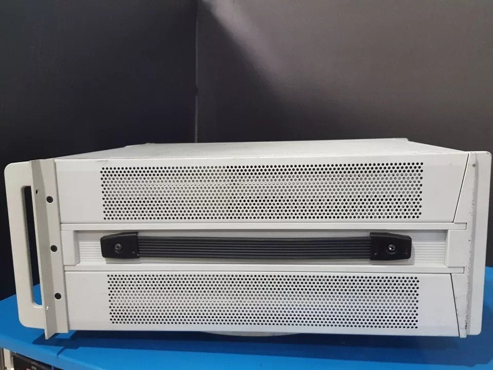 Spirent SR5500 RF Channel Simulator Wireless Channel Emulator [t1164621075]