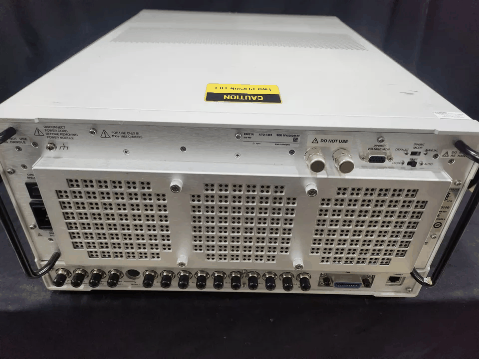 Agilent E6621A PXT Wireless Test Set 500MHz-3.0GHz Opt. 503 2D2 [m1164632270]