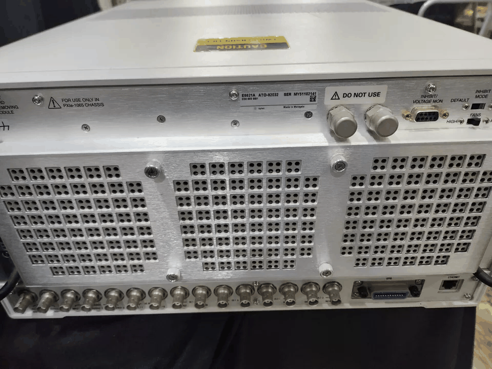 Agilent E6621A PXT Wireless Communication Test Set 500MHz-3.0GHz [p1164627735]