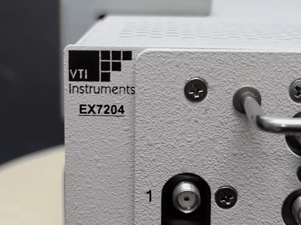 VTI Instruments EX7204 4-Slot Half-Rack Modular Microwave Switching [c1164644160]