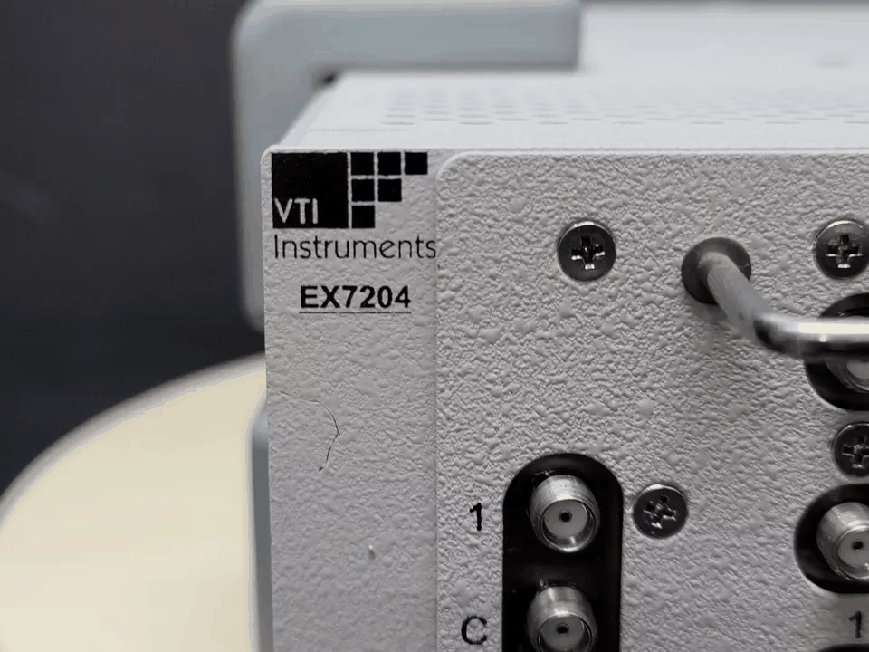 VTI Instruments EX7204 4-Slot Half-Rack Modular Microwave Switching [r1164635068]