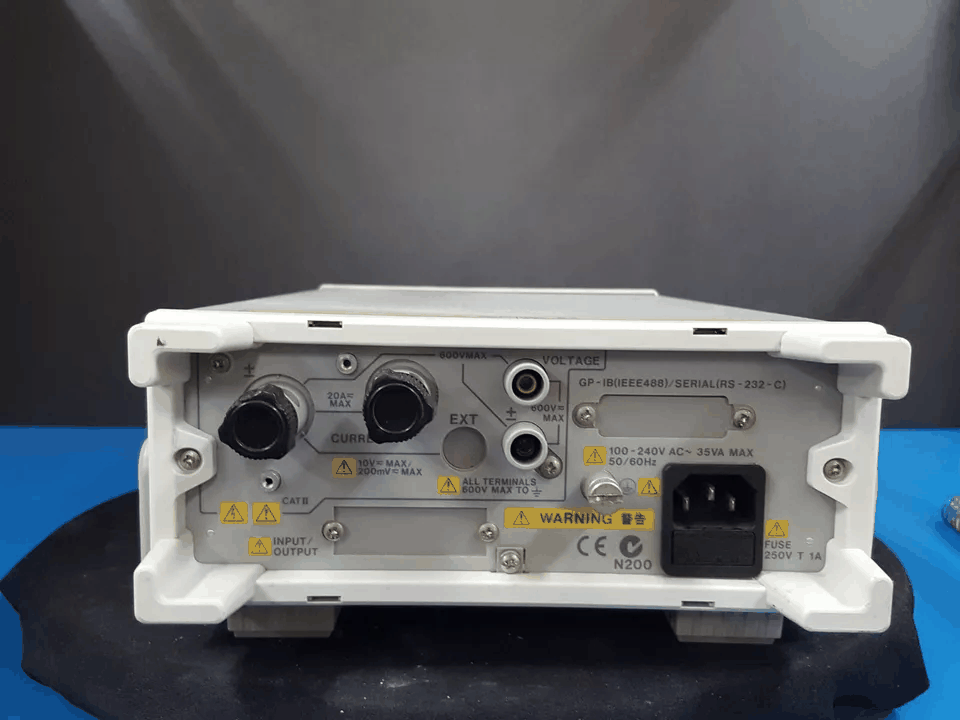 Yokogawa WT210 Digital Power Meter [p1164795970]