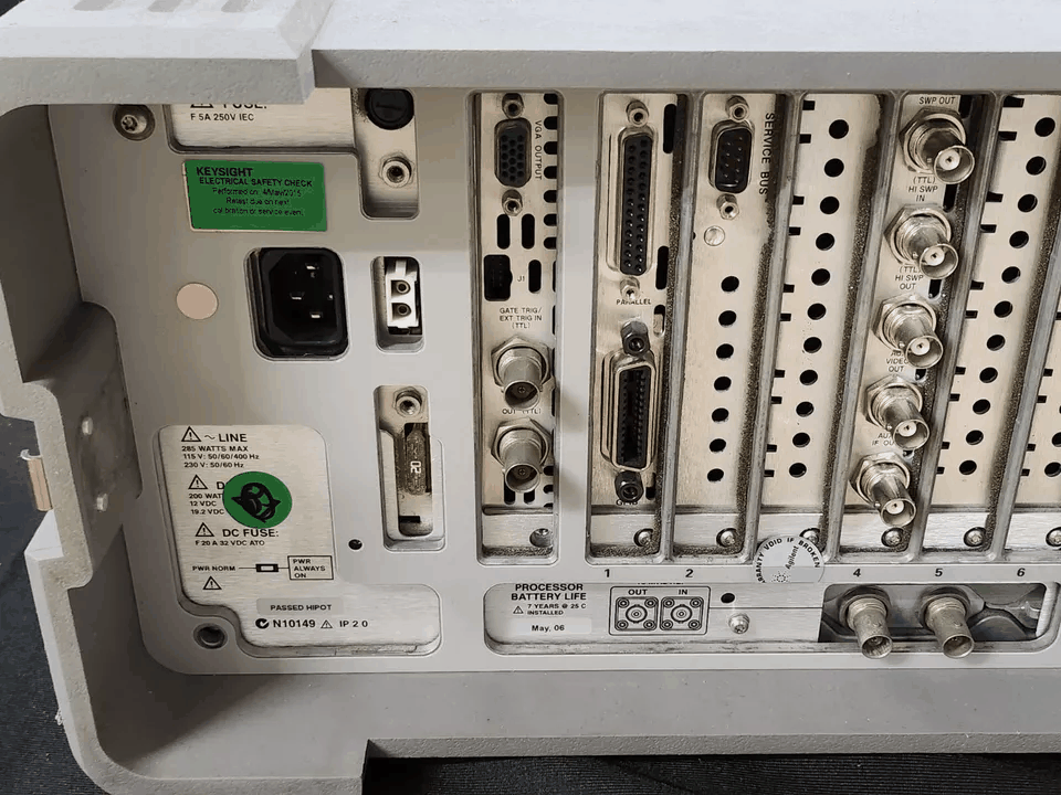 Agilent E7402A EMC Spectrum Analyzer 9kHz-3GHz (for parts) [e1164813403]
