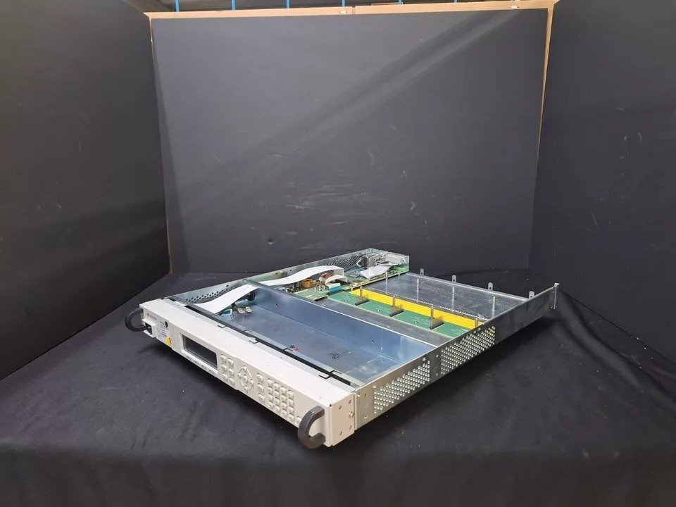 Keysight N6700B Low Profile Modular Power System Mainframe 400W 4-Slot (as-is) [u1164823442]
