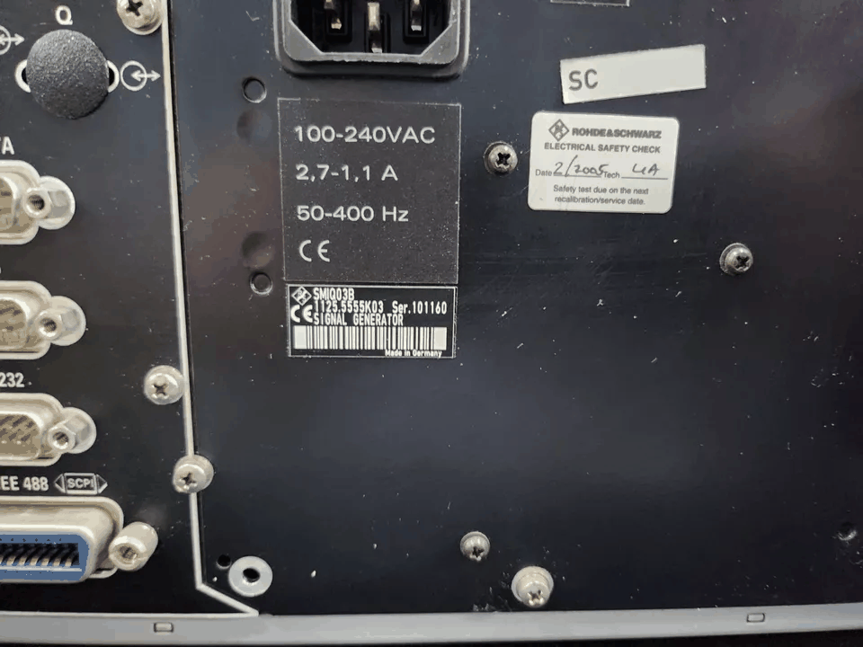 R&S SMIQ03B Vector Signal Generator 300KHz to 3.3GHz (as-is) [q1165119334]