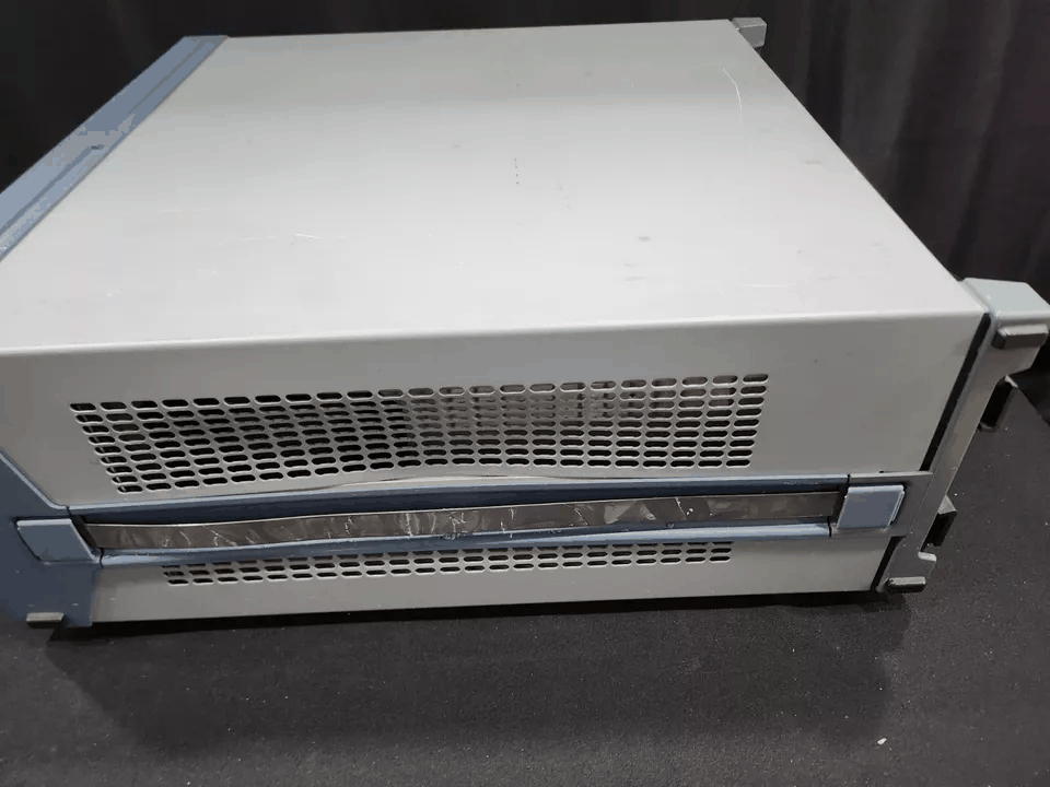 R&S SMIQ03B Vector Signal Generator 300KHz to 3.3GHz (as-is) [q1165119334]