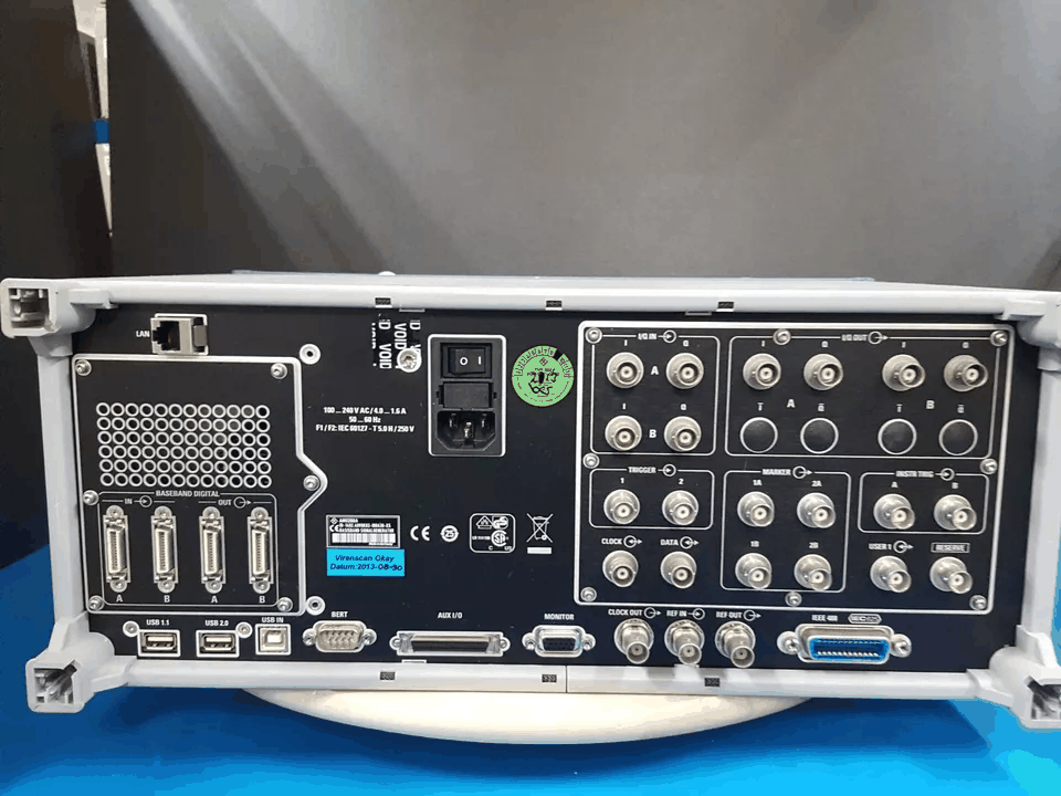 Rohde & Schwarz AMU200A Baseband Signal Generator and Fading Simulator [b1165277890]