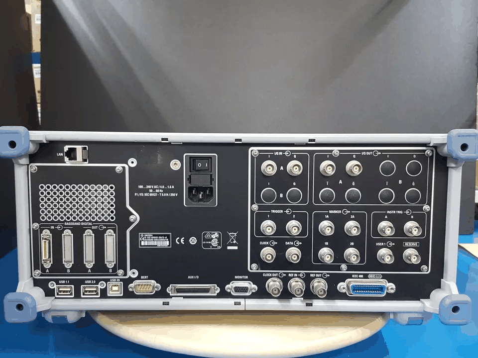 Rohde & Schwarz AMU200A Baseband Signal Generator and Fading Simulator [e1165279168]