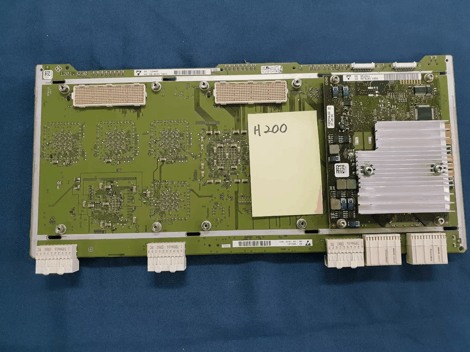 Rohde & Schwarz CMW500 Option H200 Hardware Only [p1165927597]