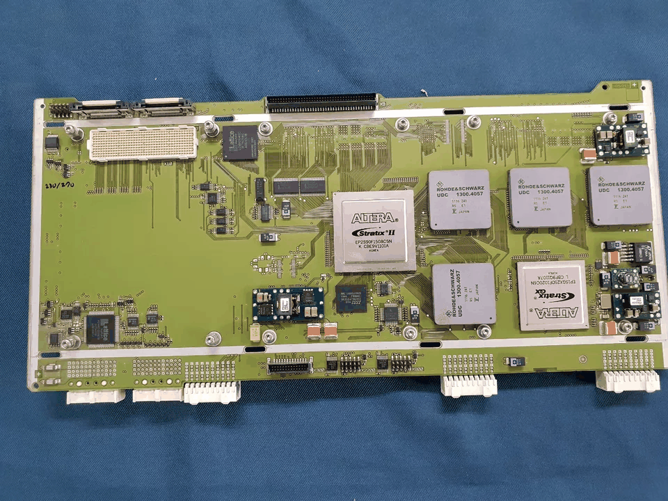 Rohde & Schwarz CMW500 Option H200 Hardware Only [p1165927597]
