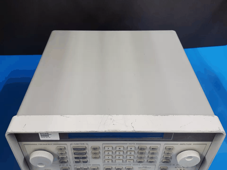 HP 8648C Signal Generator 9kHz-3000MHz (for parts or not working) [s1165952773]
