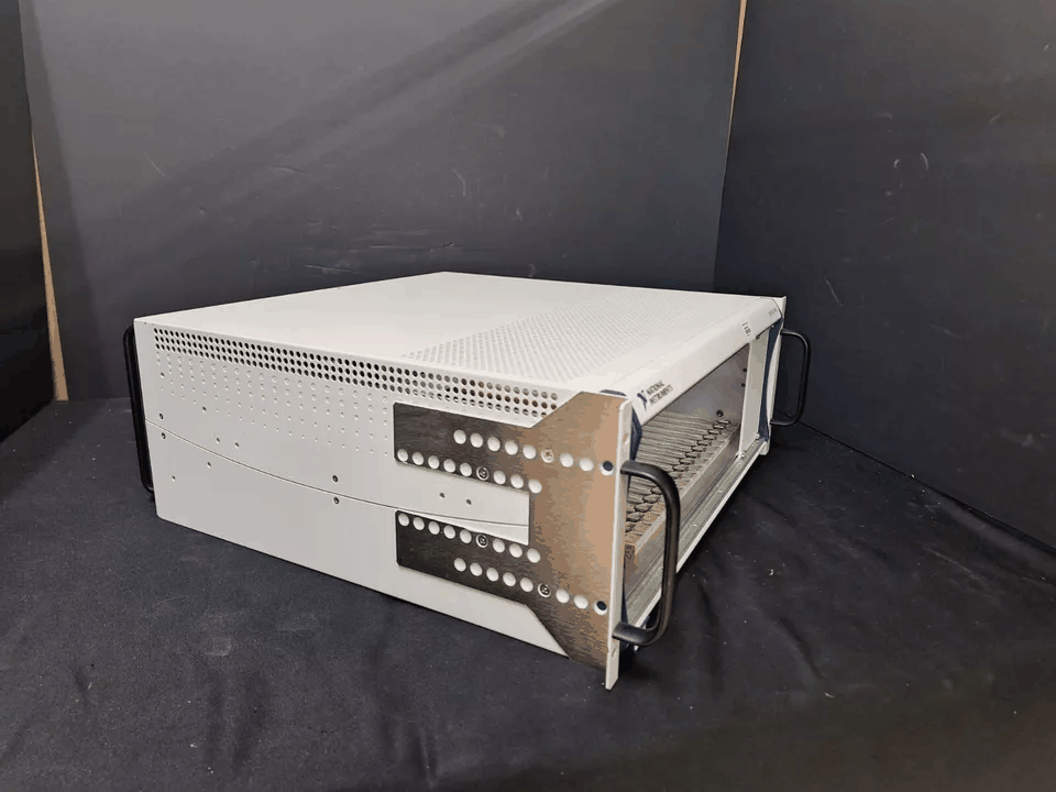 NI PXI-1045 Chassis (as-is) [f1166071621]