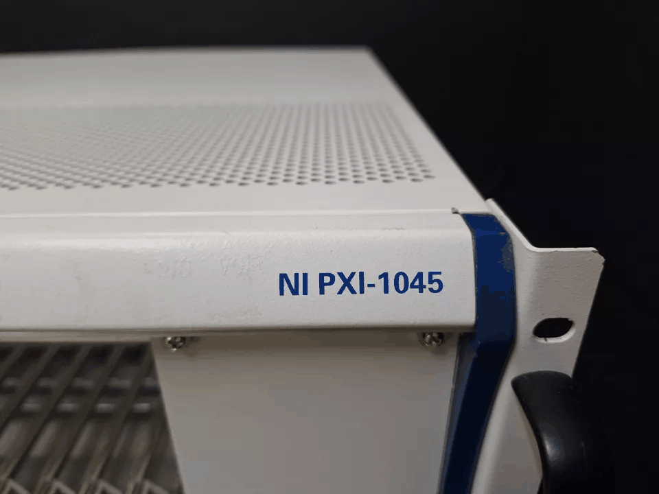 NI PXI-1045 Chassis (as-is) [f1166071621]