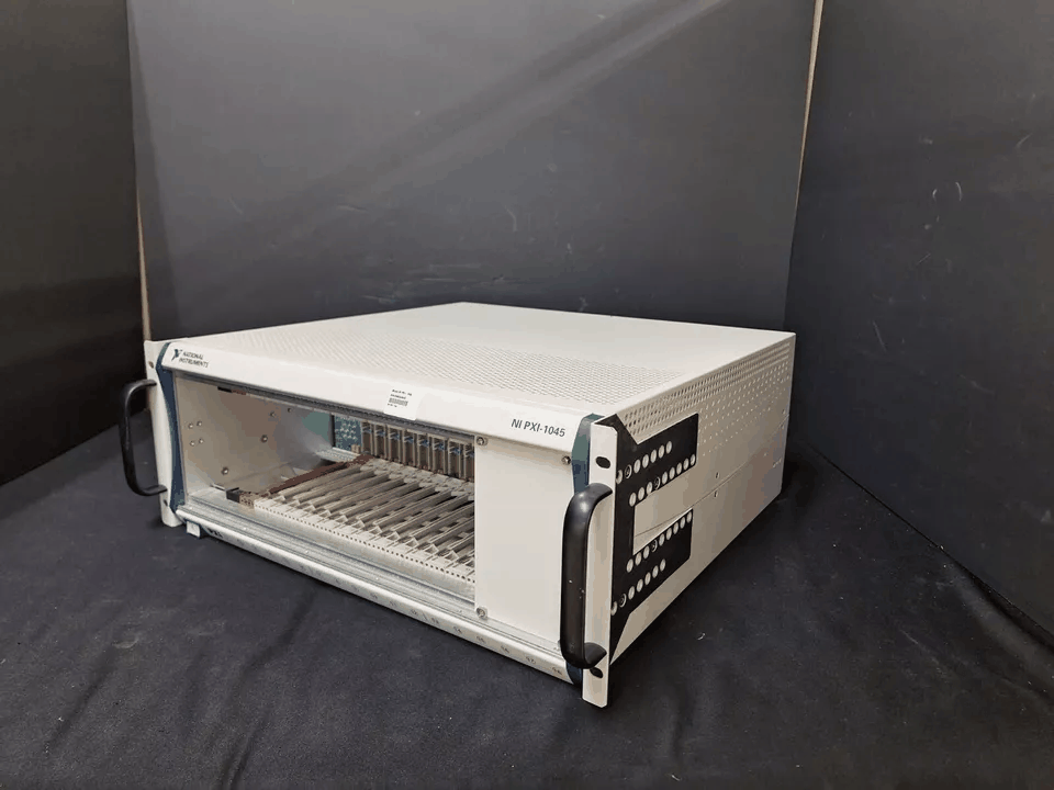 NI PXI-1045 Chassis (as-is) [f1166071621]
