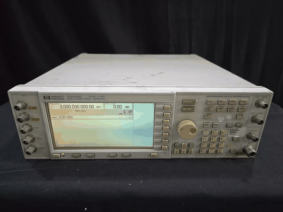 HP E4432B Digital RF Signal Generator 250kHz to 3GHz [f1166692232]