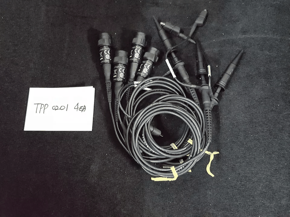 Tektronix TDS2014C Digital Oscilloscope 100MHz 4ch 2GS/s [r1166691124]