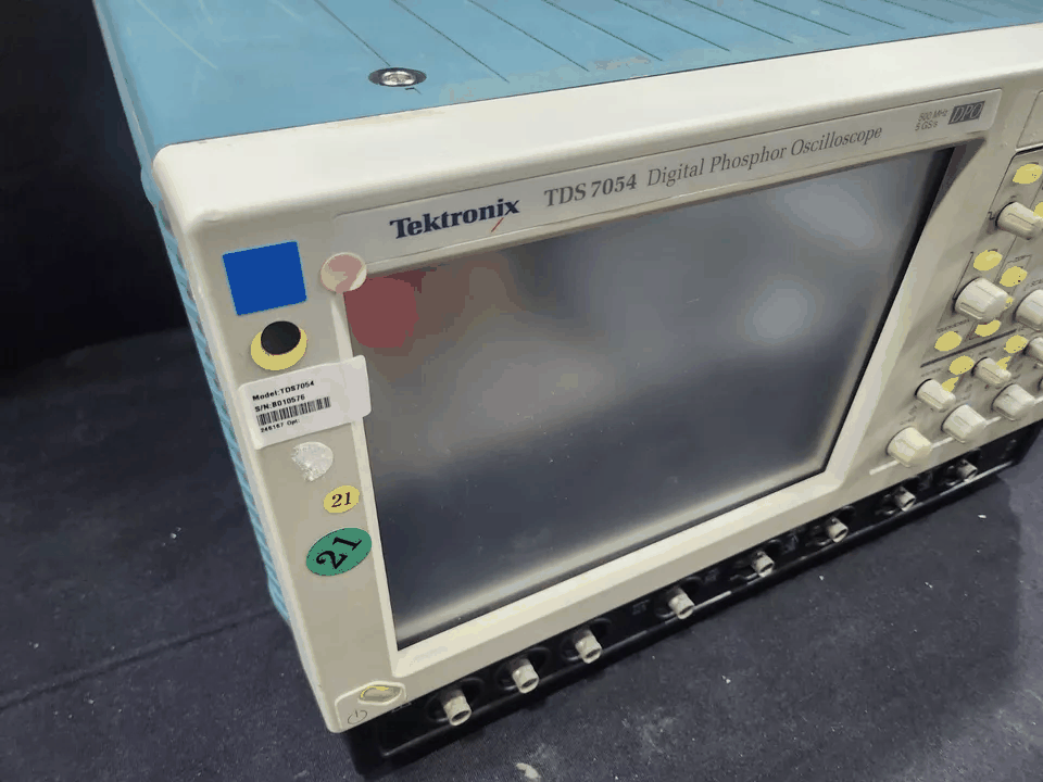 Tektronix TDS7054 Digital Phosphor Oscilloscope 500MHz 4ch 5GS/s [o1167001460]