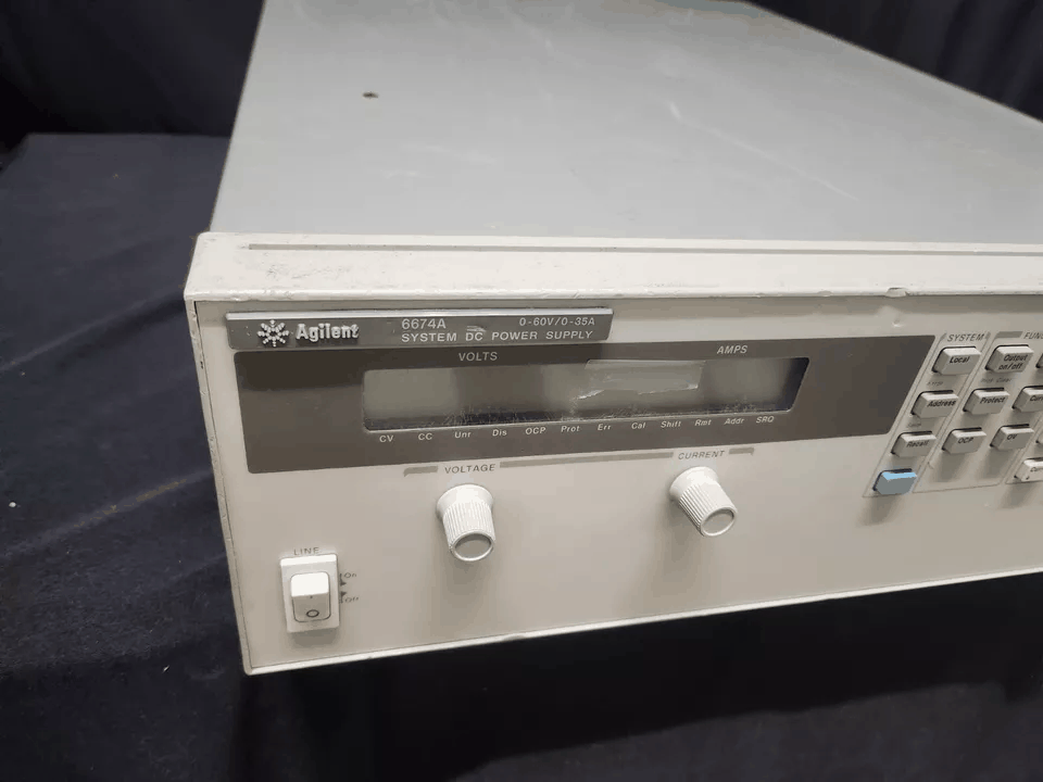 HP 6674A System DC Power Supply 2000W 0-60V 0-35A (for parts or not working) [l1167744276]
