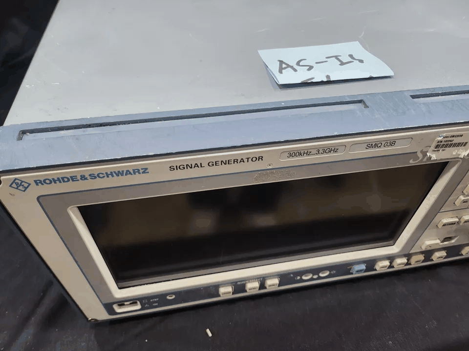 R&S SMIQ06B Vector Signal Generator 300KHz to 3.3GHz (as-is) [h1168336291]