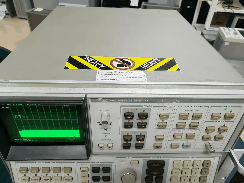 HP 8566B Spectrum Analyzer 100Hz-22GHz (for parts or not working) [f1169325609]