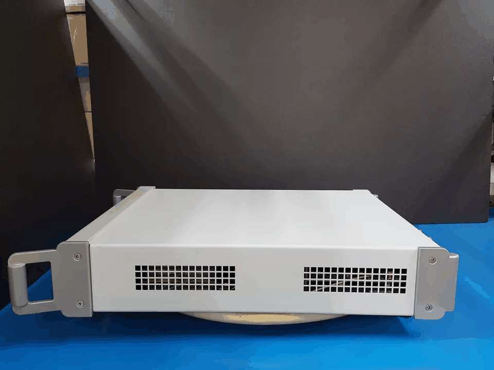 LitePoint IQ2010 Connectivity Test System (for parts or not working) [v1169467474]