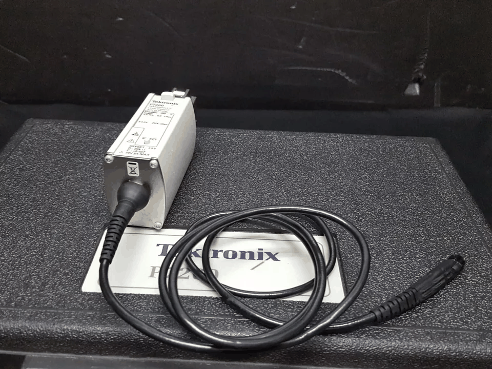 Tektronix P7260 TekConnect Active Probe 6GHz (for parts or not working) [j1170384563]