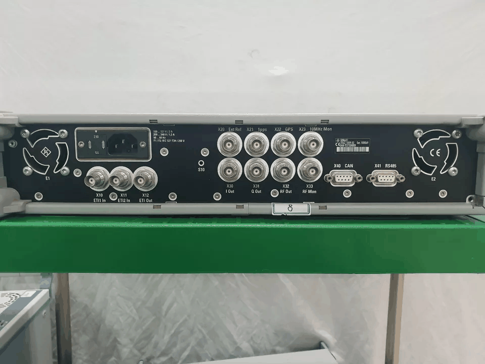 Rohde & Schwarz SDB601 DAB Test Transmitter [b1171966763]