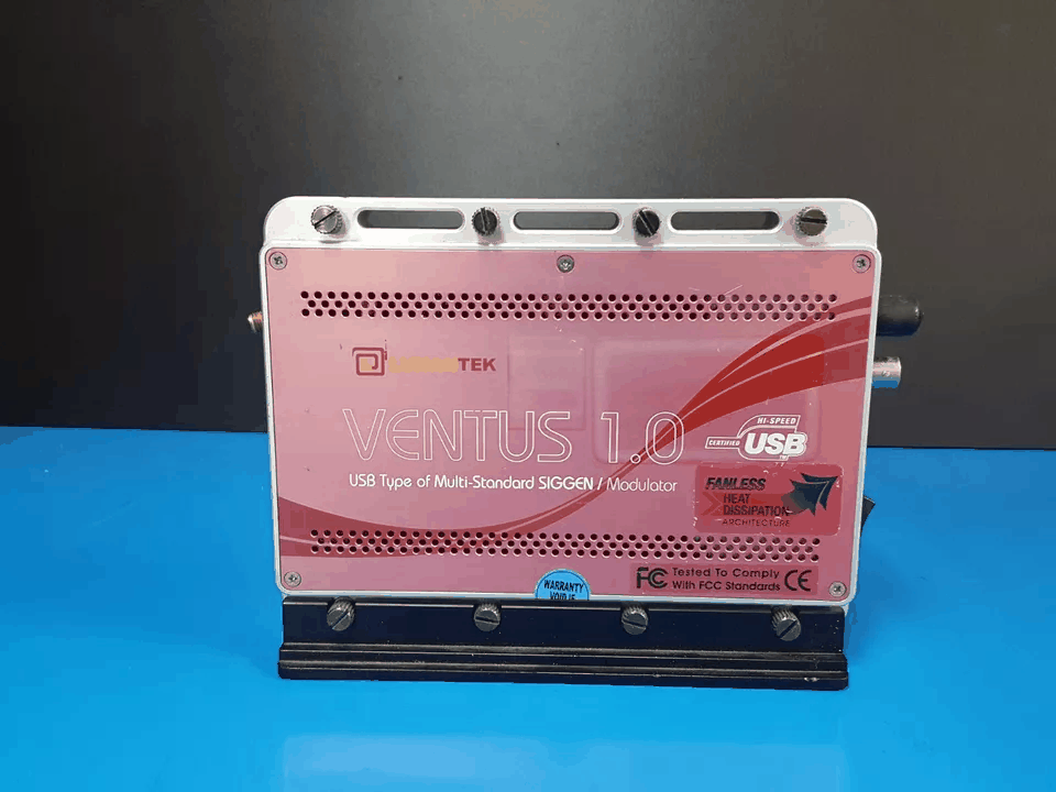 LUMANTEK Ventus1.0 USB Multi-Standard SIGGEN Modulator [x1172090072]