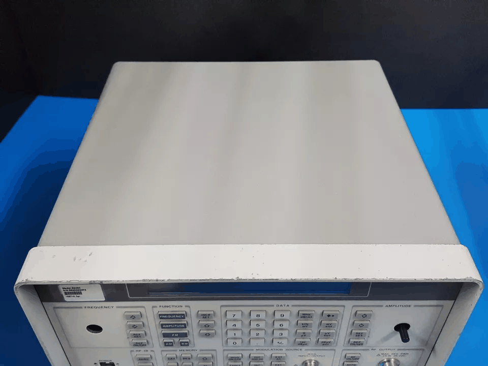 HP 8648C Signal Generator (for parts or not working) [1173155385]