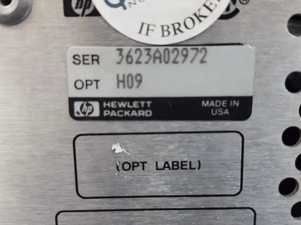 HP 8648C Signal Generator (for parts or not working) [1173155385]
