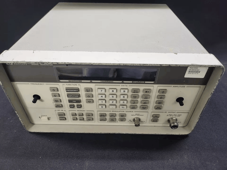 HP 8648C Signal Generator (for parts or not working) [m1173268947]