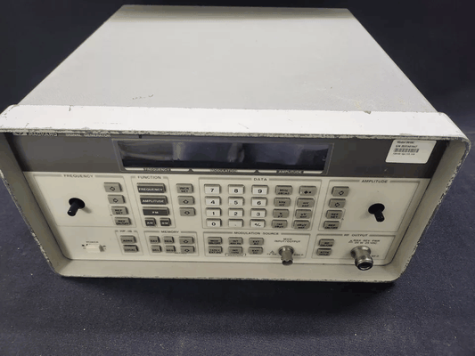 HP 8648C Signal Generator (for parts or not working) [m1173268947]