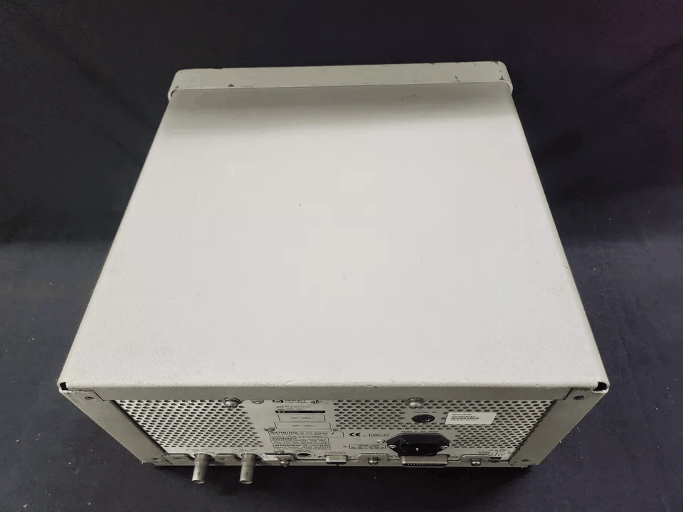 HP 8648C Signal Generator (for parts or not working) [m1173268947]