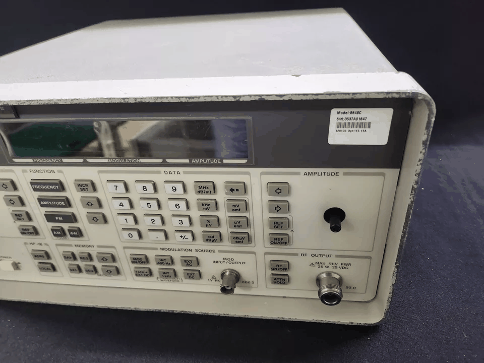 HP 8648C Signal Generator (for parts or not working) [m1173268947]