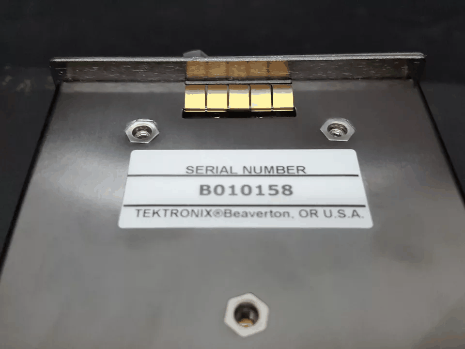 Tektronix DTGM32 1ch Differential Output Module (for parts or not working) [s1173290901]