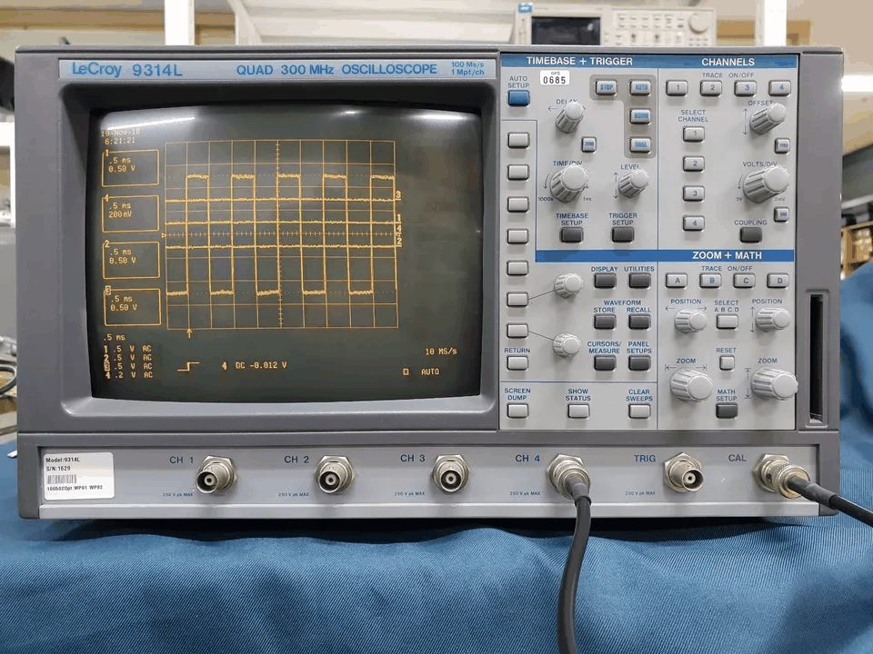 LeCroy 9314L QUAD 300MHz Oscilloscope [f1173296382]