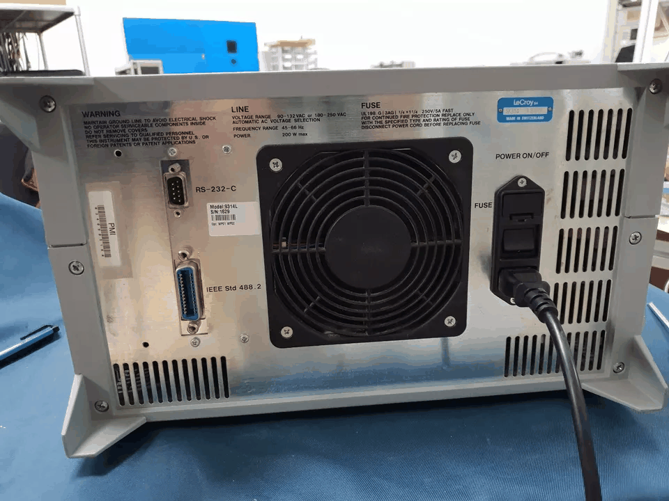 LeCroy 9314L QUAD 300MHz Oscilloscope [f1173296382]
