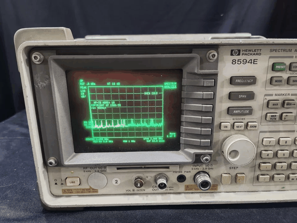 HP 8594E Spectrum Analyzer 9kHz-2.9GHz (for parts or not working) [k1175832194]