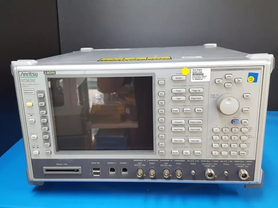 Anritsu MT8820C Radio Communication Analyzer [e1213341227]