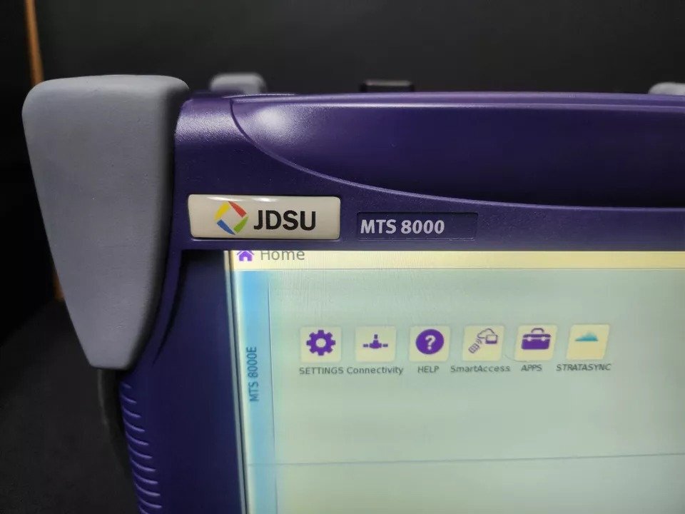 VIAVI JDSU MTS-8000 Scalable Multi Test Platform with C8300 and OSA-500 Module [v1214820489]