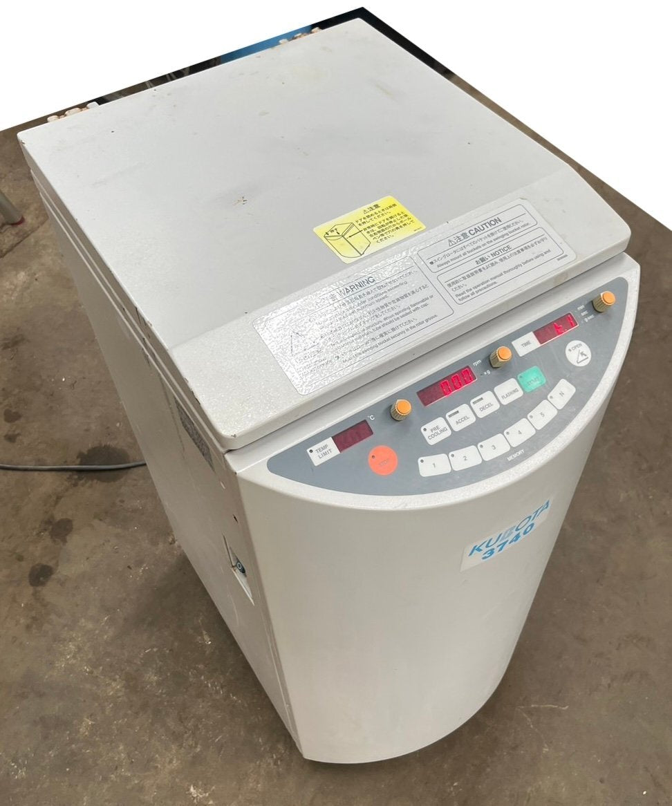 KUBOTA 3740 Micro Cooling Centrifuge -20℃ 100V [f1145145576]