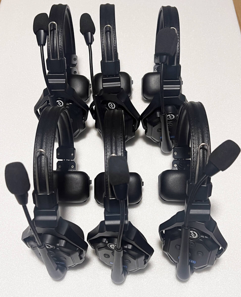 Hollyland Solidcom C1 Wireless Intercom Headset System 6 Units with 8 Batteries [p1246807376]