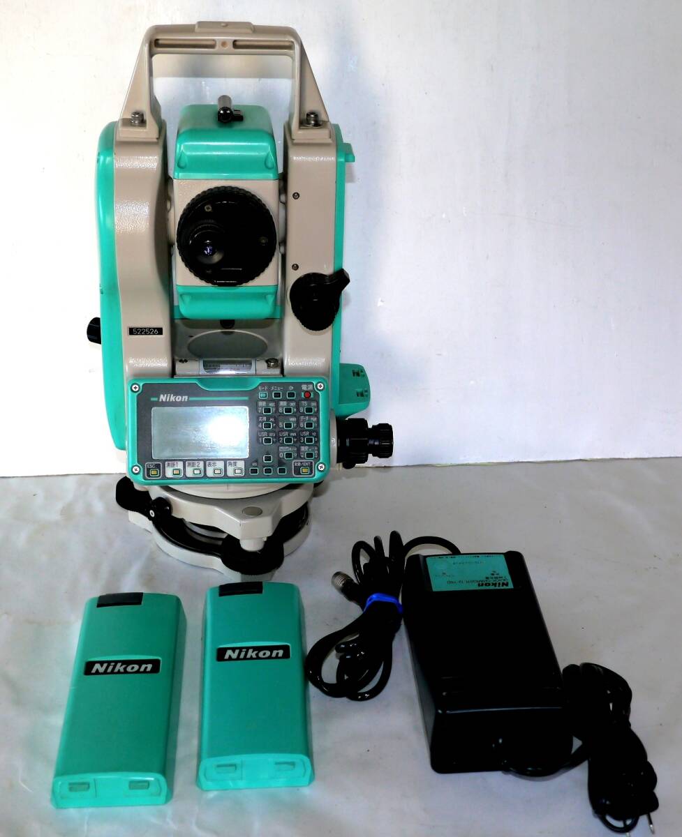 Nikon NST-305C Total Station with Dual-Sided Monitor [n1247564343]